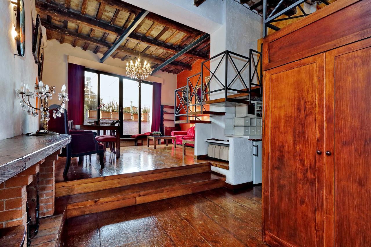 Vicolo Del Bologna Terrace Loft Apartment Rom